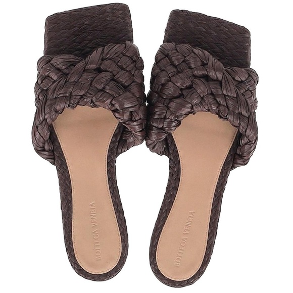 Bottega Veneta Shoes - Bottega Veneta Shoes | Bottega Veneta Lido Flat Slides in Brown woven Straw